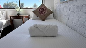 Iron/ironing board, free WiFi, bed sheets