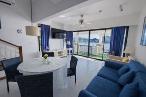 Living area - Condo 2 BR in Laguna (Lake View) (Phuket)