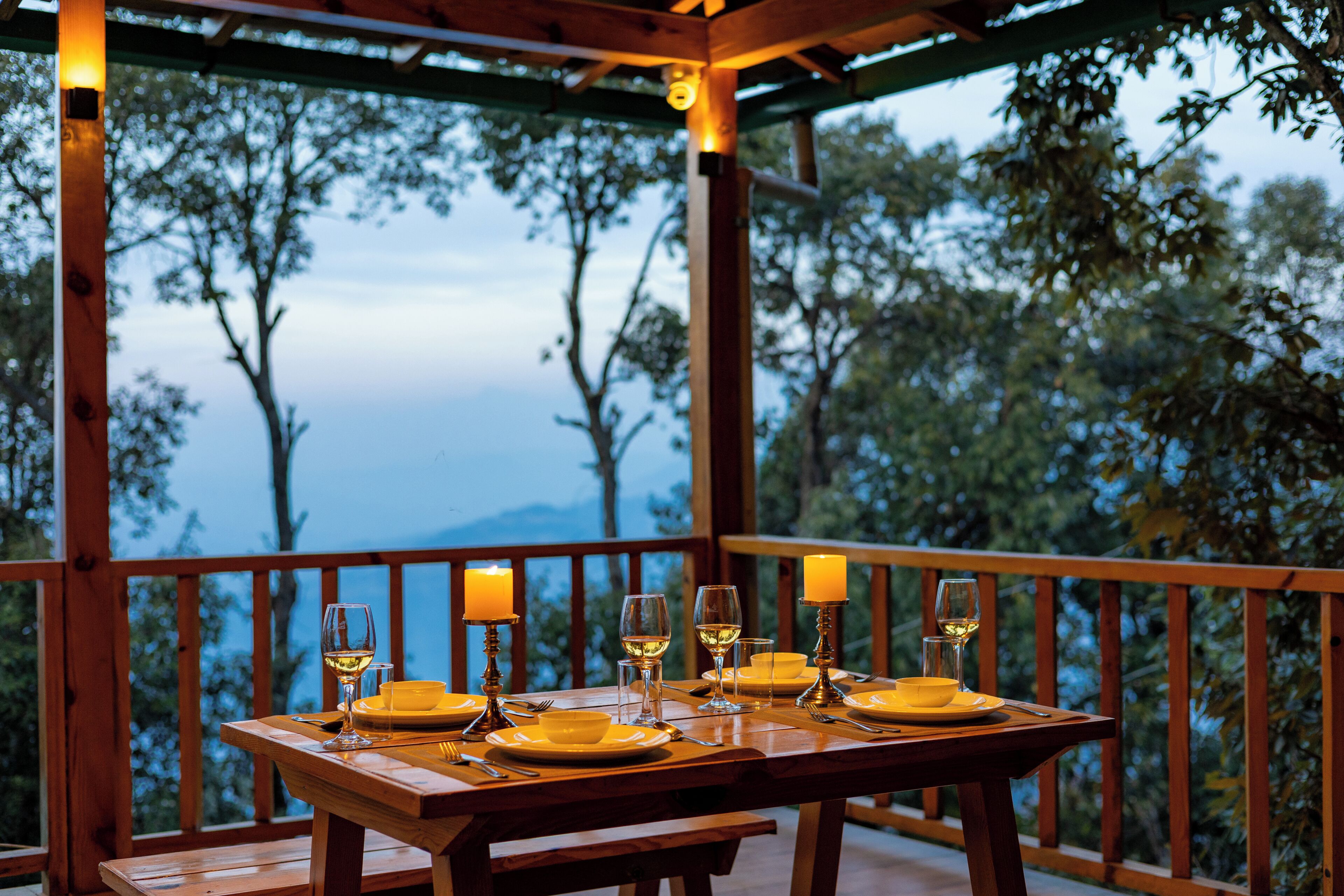 Classic Cottage | Outdoor dining