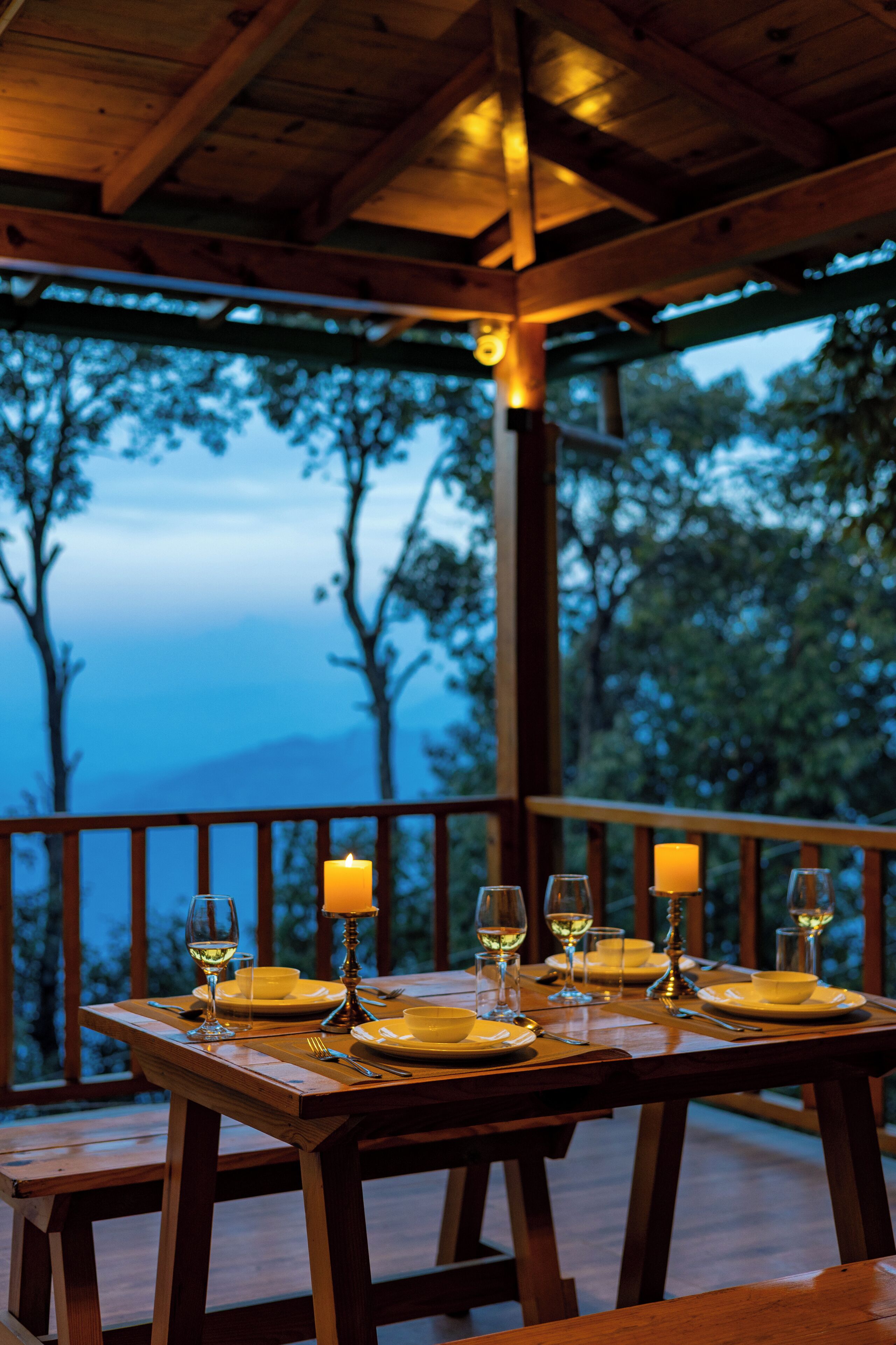Classic Cottage | Outdoor dining