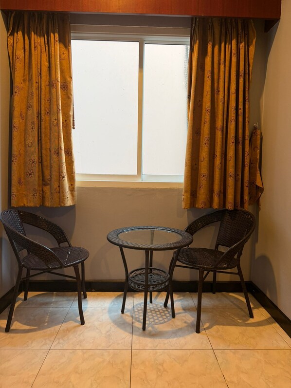 Family Studio, Multiple Beds, Balcony, City View | Interior