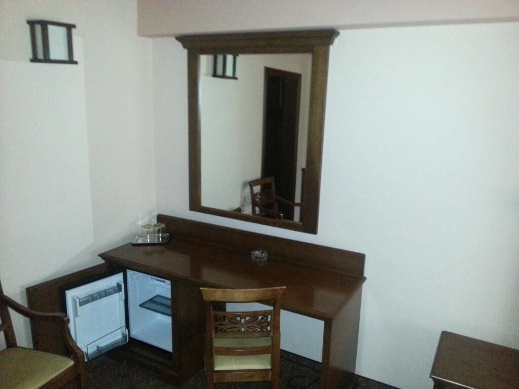 Double Room, Balcony, City View | Interior