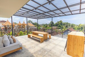 Sân thượng