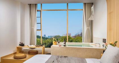 Dujiangyan Gongzuo Private HotSpring Inn