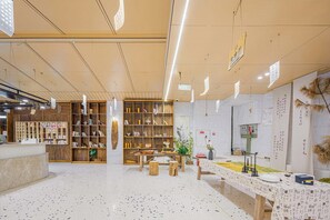 Lobby - Dujiangyan Gongzuo Private HotSpring Inn (Chengdu)