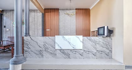 OYO 95211 Duta Hotel Banyuwangi