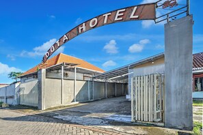 Miscellaneous - OYO 95211 Duta Hotel Banyuwangi (Jajag)