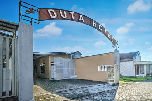 OYO 95211 Duta Hotel Banyuwangi