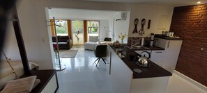 Imagen sin descripción, 5 de 26, botón