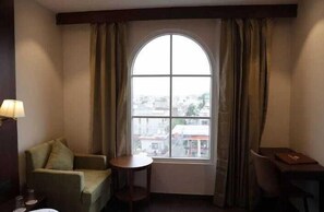 Iron/ironing board, free WiFi - HOTEL REGALIA (Bathinda)
