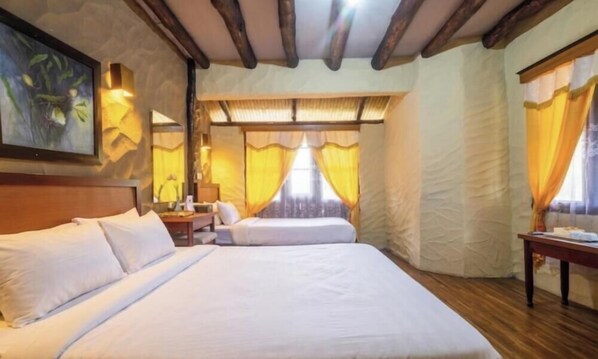 Chambre Deluxe avec lits jumeaux, 1 chambre, vue sur la cour intérieure | Accès au Wi-Fi (inclus), literie fournie