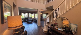 Cozy 1B1B with Private Entry in the Heart of Eastvale