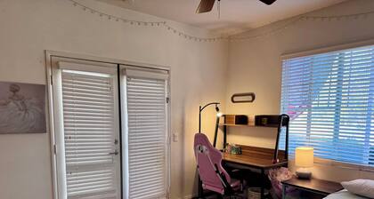 Cozy 1B1B with Private Entry in the Heart of Eastvale