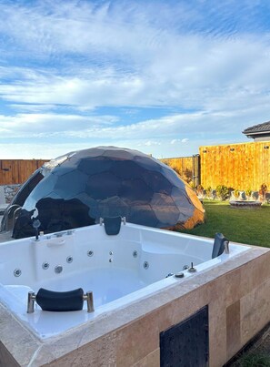 Outdoor spa tub - Liva Villa & Otel (Bursa)