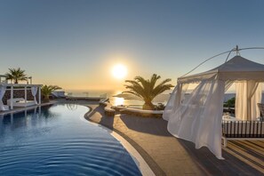 Seasonal outdoor pool - Santorini Gem (Santorini)