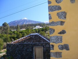 Studio, Balcony, Mountain View | Exterior