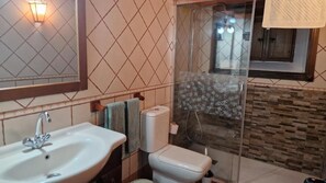 Superior Apartment, Patio, Ocean View | Bathroom - Finca Casonas de Marengo (Icod de Los Vinos)