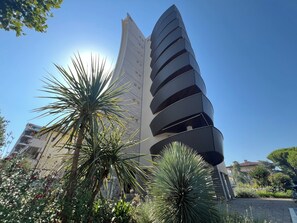 Exterior - Elegant flat steps from beach (Lignano Sabbiadoro)