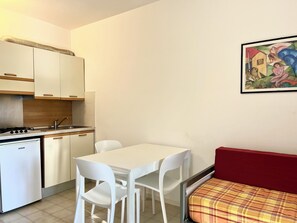 Dining - Studio just 50 mt from the beach (Lignano Sabbiadoro)