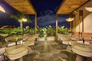 Outdoor dining - Lux Annam Danang Retreat (Dien Ban Dong)