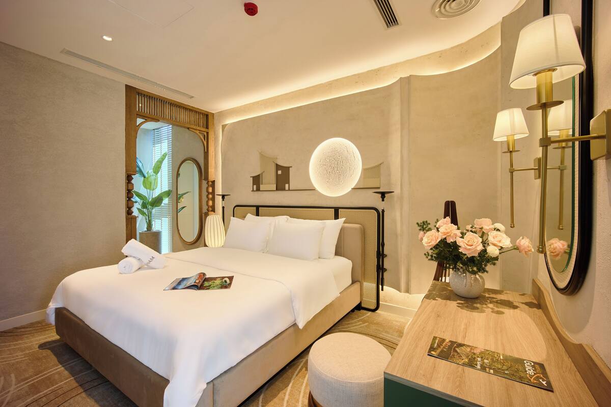 Suite, balcon, vue fleuve | Vue de la chambre