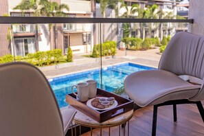 Vila Deluks | Kolam renang