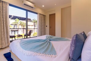 Deluxe Villa | Iron/ironing board, free WiFi - Alaya Stays Rosalia 3BHK Villa with Pool (Lonavala)