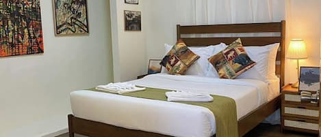 House, 1 Double Bed, Kitchen, Mountain View