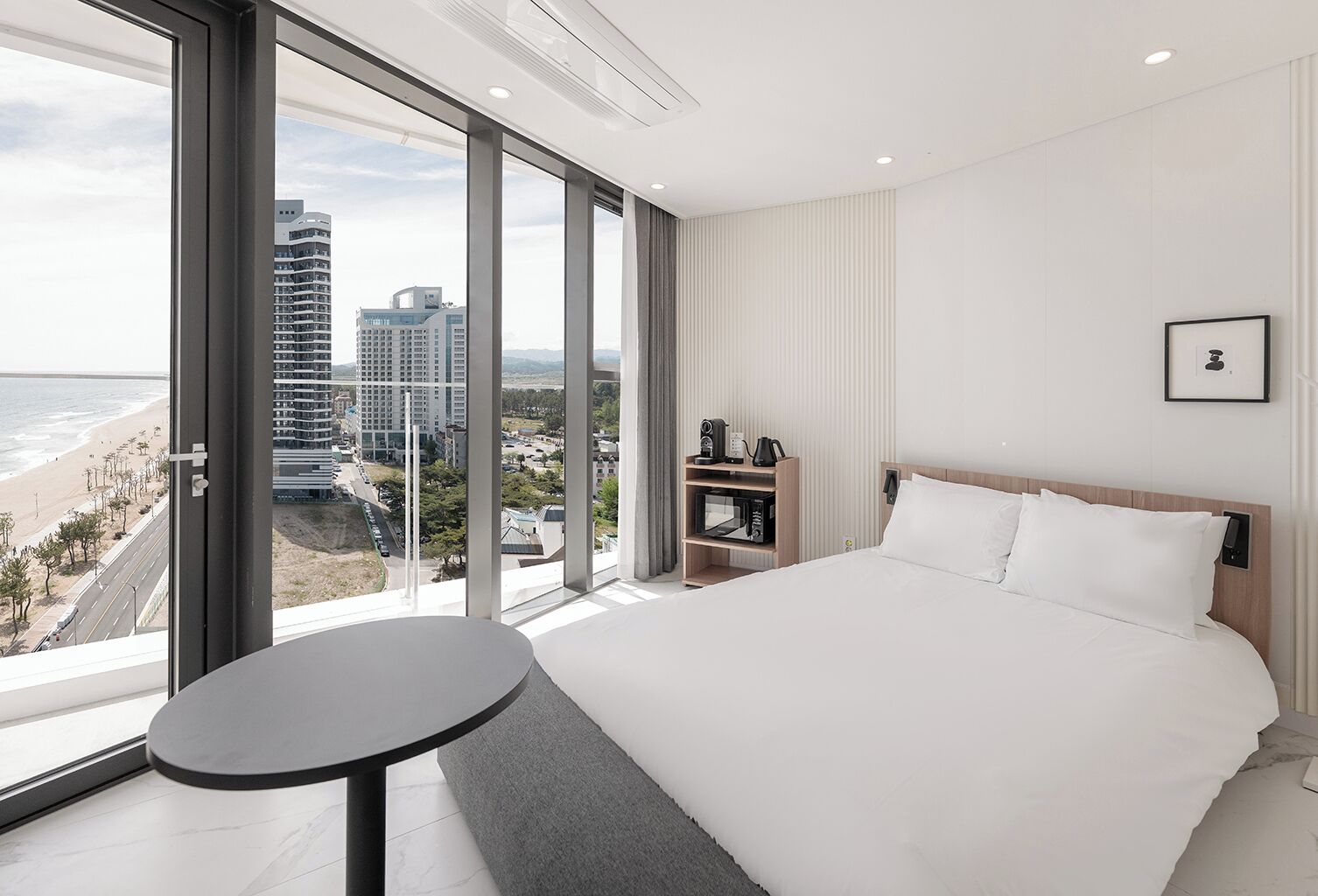 Studio | Free WiFi, bed sheets