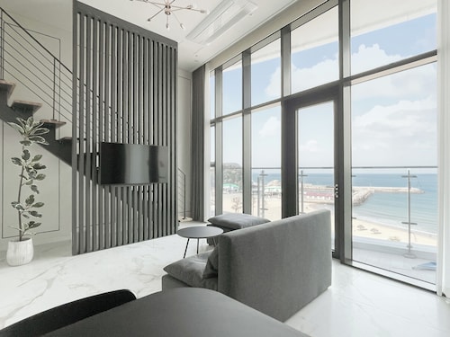 Plott The Gak Yangyang