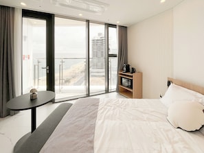 Unclassified image, 4 of 80, button - Plott The Gak Yangyang (Yangyang)