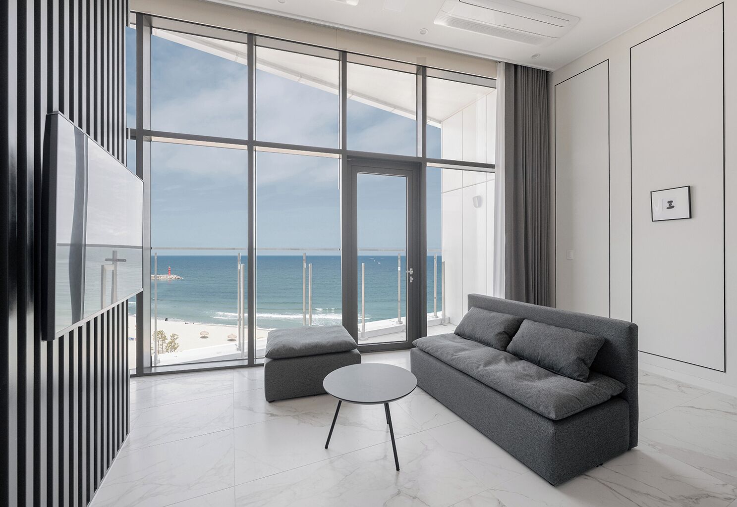 Premier Suite Loft Ocean | Free WiFi, bed sheets