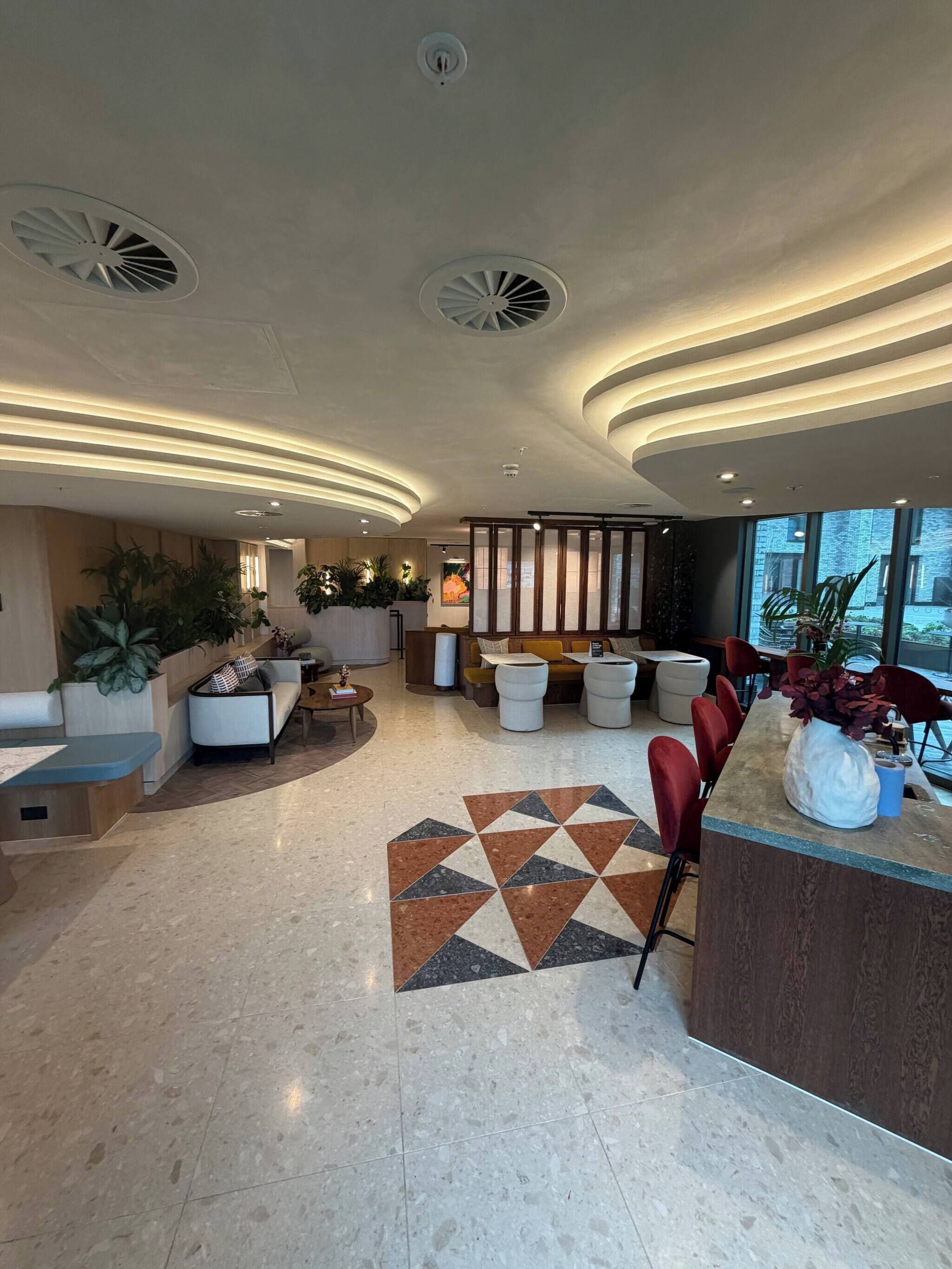 Apartment, 2 Bedrooms, Accessible | Lobby