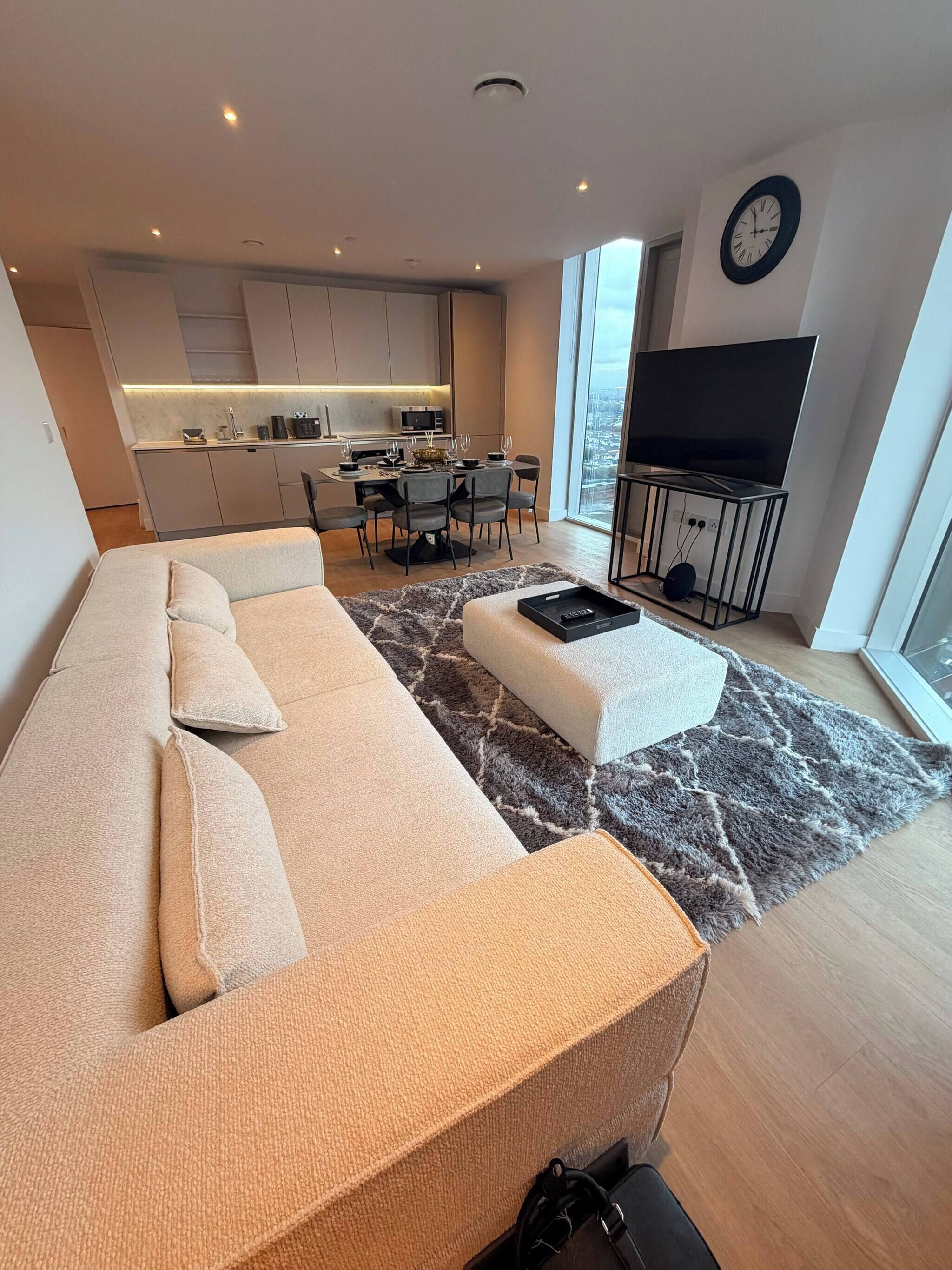 Apartment, 2 Bedrooms, Accessible | Living area