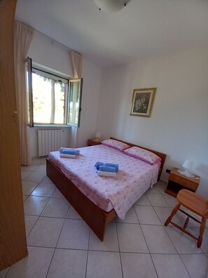 2 Schlafzimmer, Bügeleisen/Bügelbrett, Reisekinderbett, kostenloses WLAN