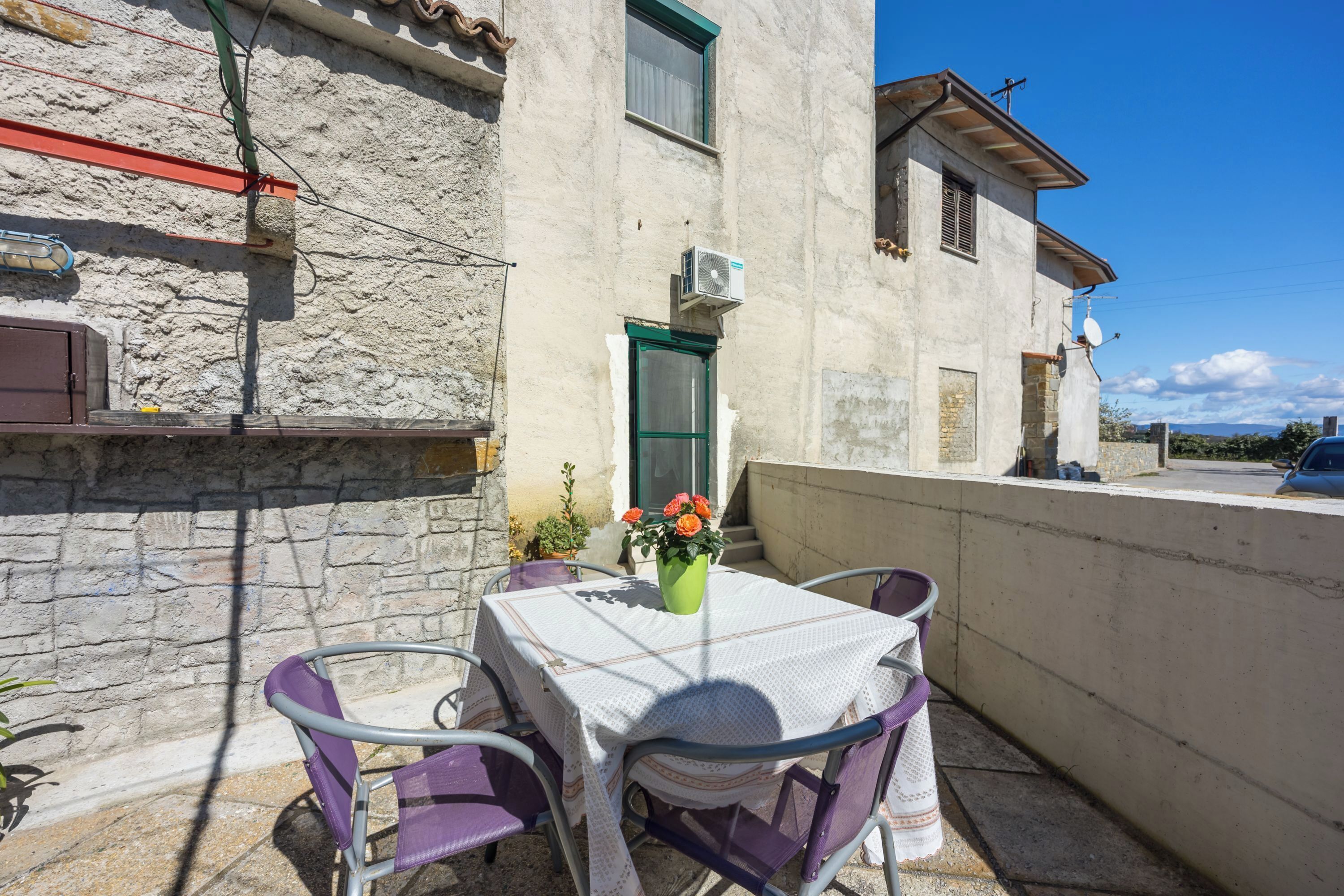 Family Apartment, Multiple Bedrooms (Apartment Arya Puče) | Outdoor dining
