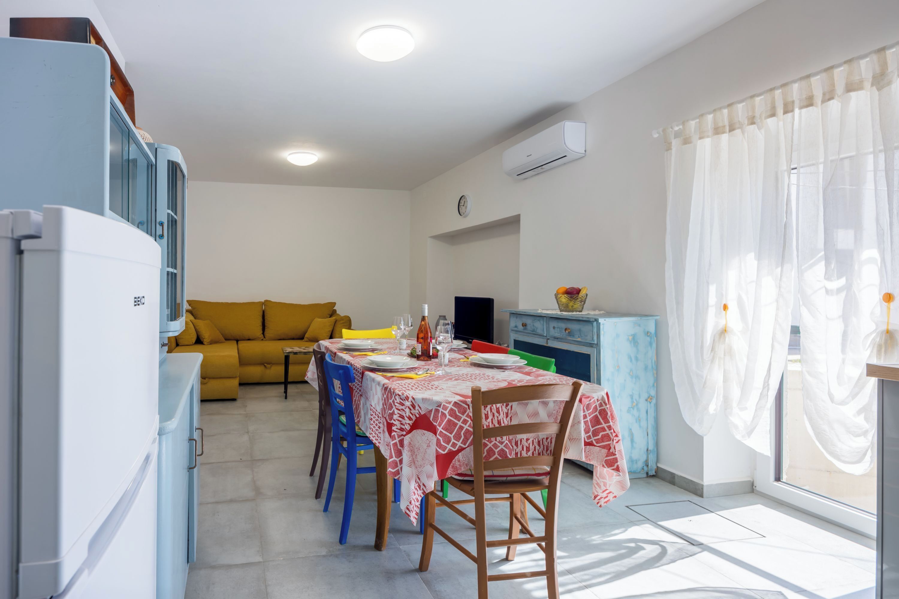 Departamento familiar, varias habitaciones (Apartment Arya Puče) | Restaurantes