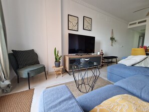 Living area - Mojacar Hilltop - Newly renovated apartment, located 1 km from the beach. (Mojacar)