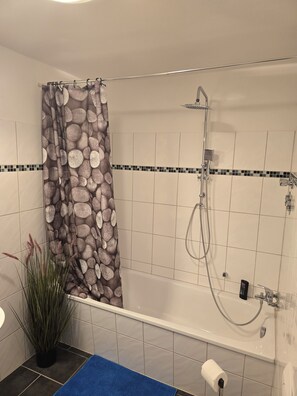 Seife, Toilettenpapier