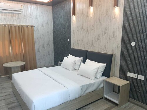 AN PERFECT STAYS IN THE LAP OF ARAVALI HILLS
