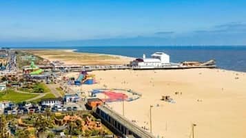 Firemannsrom, bakgårdsutsikt | Strand