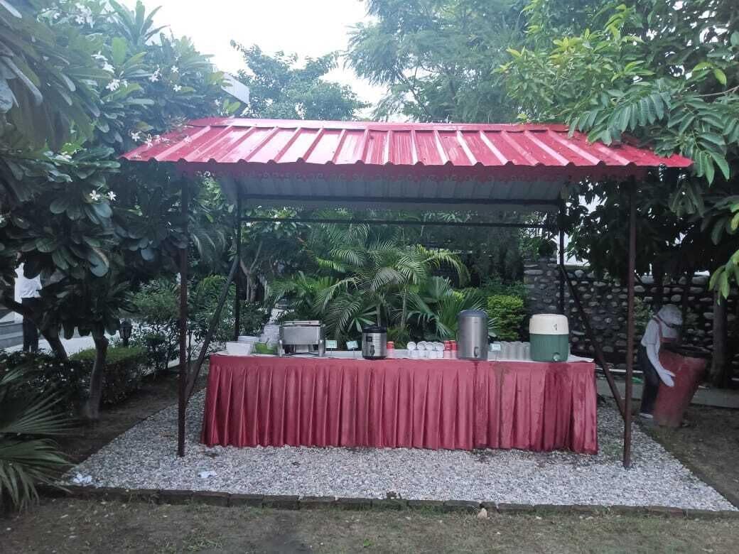 Khu ẩm thực ngoài trời