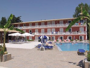 Pool - Apollo Hotel (Zakynthos)