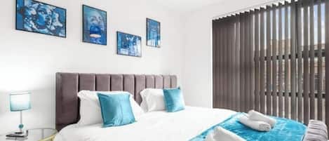 WiFi, bed sheets