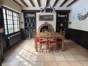 تناول الطعام