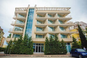 Front of property - Deva Hotel - All Inclusive (Sunny Beach)