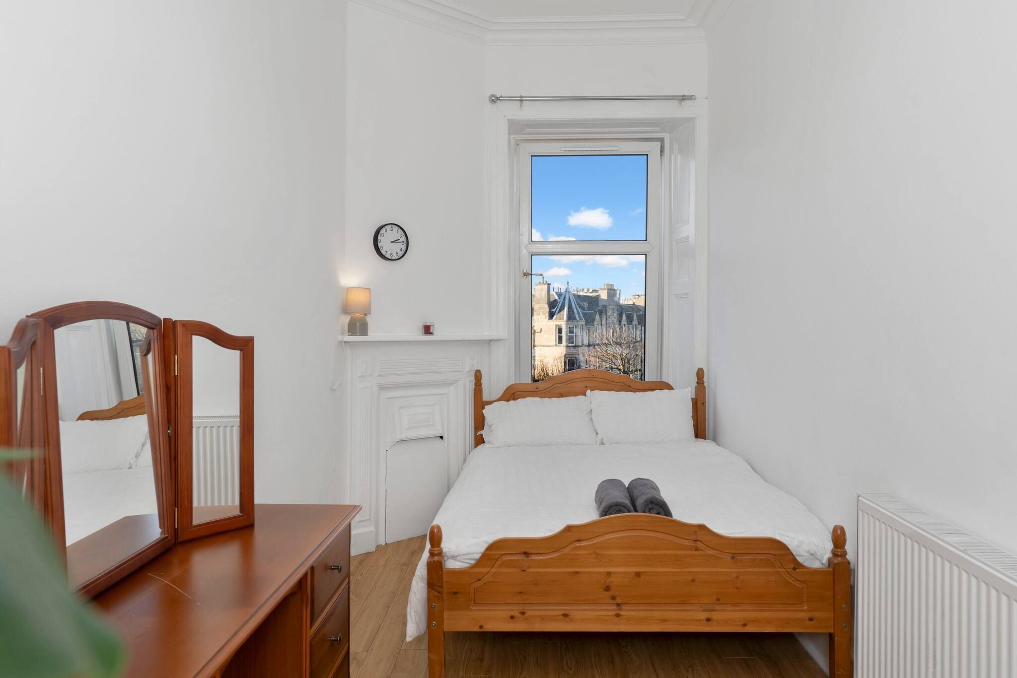2 bedrooms, WiFi, bed sheets