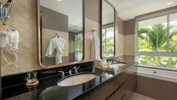 Villa, Garden View | Bathroom