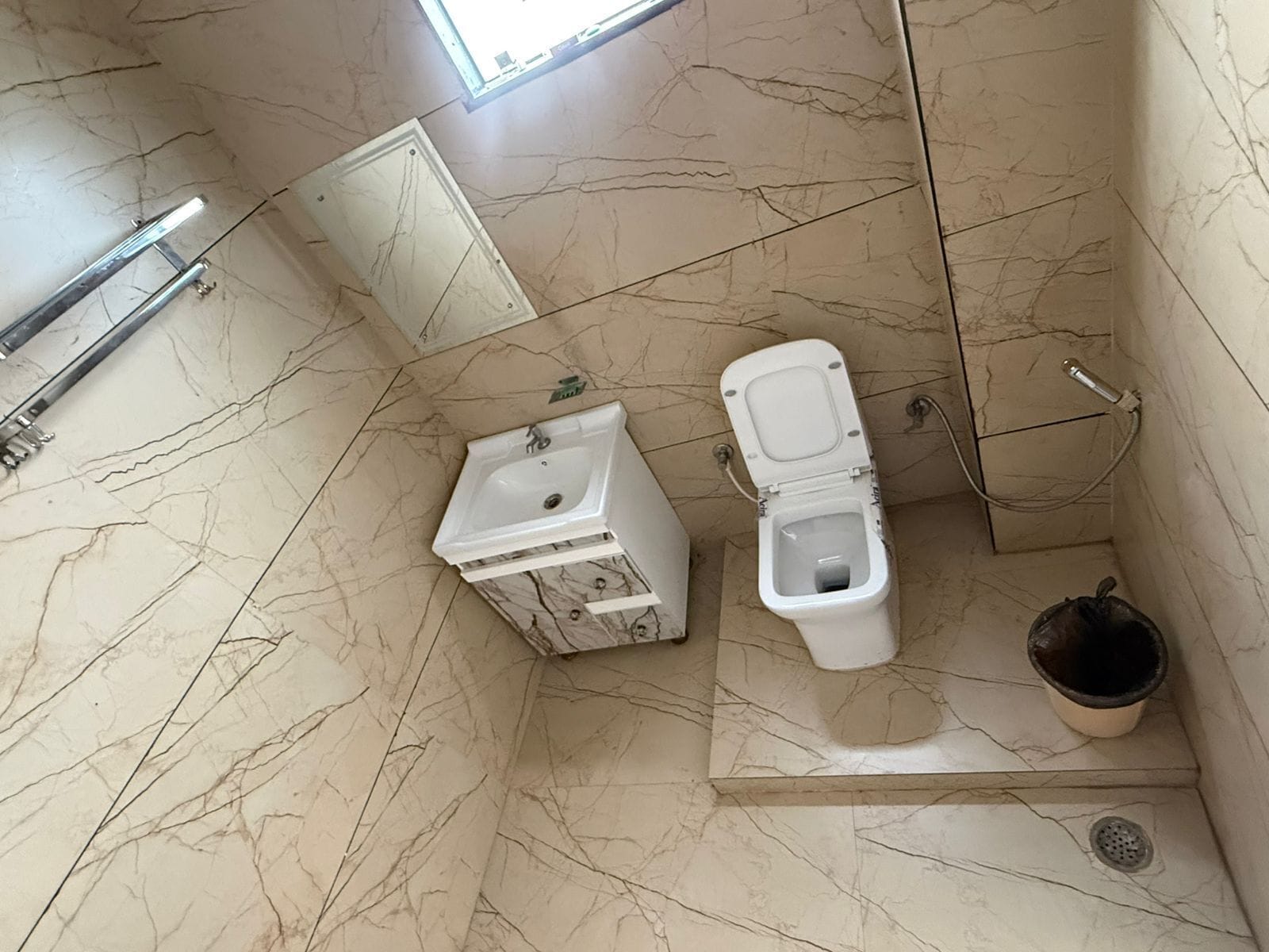 Artículos de tocador gratuitos, toallas, jabón, shampoo