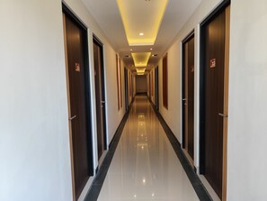 Interior - HOTEL URBAN LATIFA YOGYAKARTA (Depok)